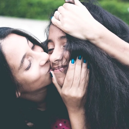 Figlio torna da scuola nervoso? Come accogliere le emozioni dei preadolescenti